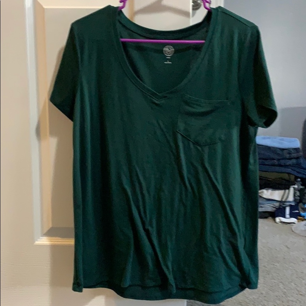 Tee